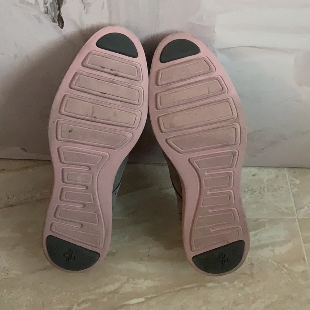 Cole Haan - Picture 4 of 4